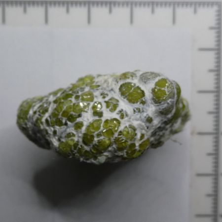 Demantoid Grnt kristlyok csoportjai 35 gramm